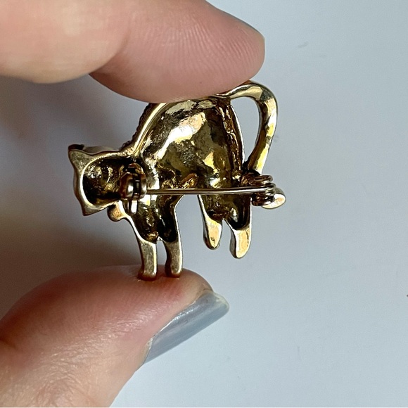 Vintage goldtone cat brooch pin arched back rhinestones cat lady - Picture 10 of 12